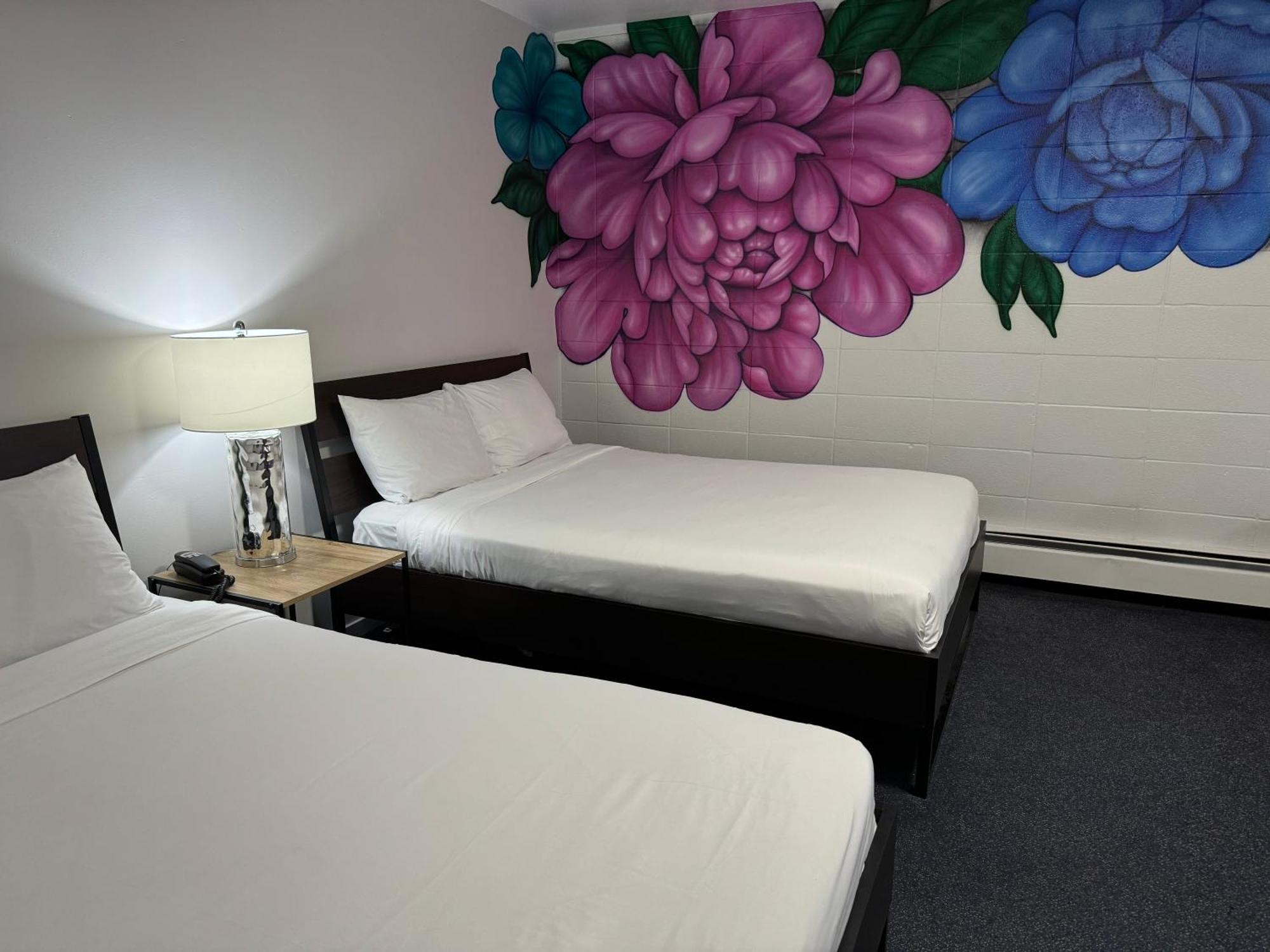 Commercial Hotel Edmonton Eksteriør billede